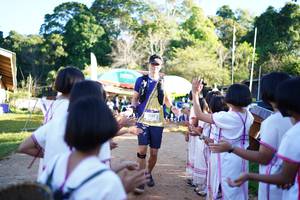 BIB: 2367
                            <button type="button" onclick="openModal(18992133)" class="btn btn-primary btn-sm float-right btn-popup" data-toggle="modal" data-target=".modal-high-quality">
                        <i class="fas fa-shopping-cart"></i> Add to Cart
                    </button>
                                            <button type="button" onclick="isThisMe(18992133, true)" class="btn btn-success btn-sm float-right btn-popup btn-isme hidden" data-toggle="tooltip" data-placement="bottom" title="นี่คือรูปของคุณใช่ไหม คลิกที่นี่เพื่อเอาเข้าอัลบั้ม">
                        <i class="fas fa-plus"></i> Add to album
                    </button>
                    <button type="button" onclick="isThisMe(18992133, false)" class="btn btn-warning btn-sm float-right btn-popup btn-isnotme hidden">
                        <i class="fas fa-ban"></i> Remove from album
                    </button>